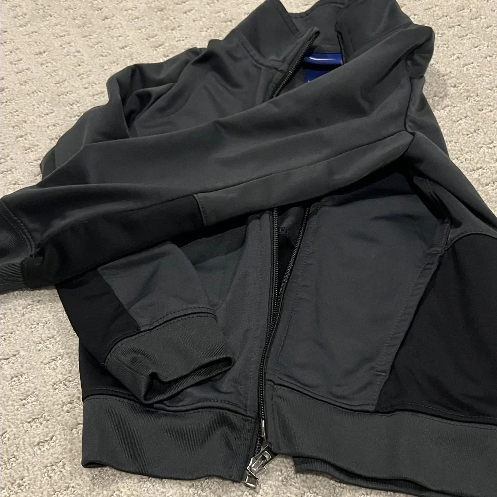 Nike Black Full-Zip Athletic Jacket - Picture 4 of 5